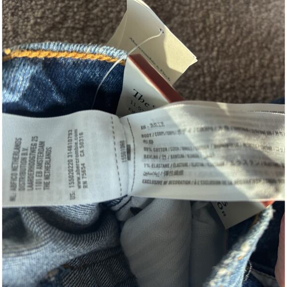 NWT Abercrombie & Fitch Plus Size 35 20r The 90s Straight Ultra High Rise Jeans - Picture 10 of 10